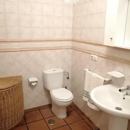 Apartment Piso Centrico Y Amplio En Praza Do Regueiro, *