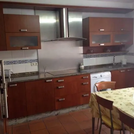 Apartment Piso Centrico Y Amplio En Praza Do Regueiro, *